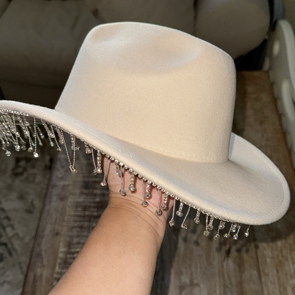 Rhinestone fringe cowgirl hat - Picture 5 of 8